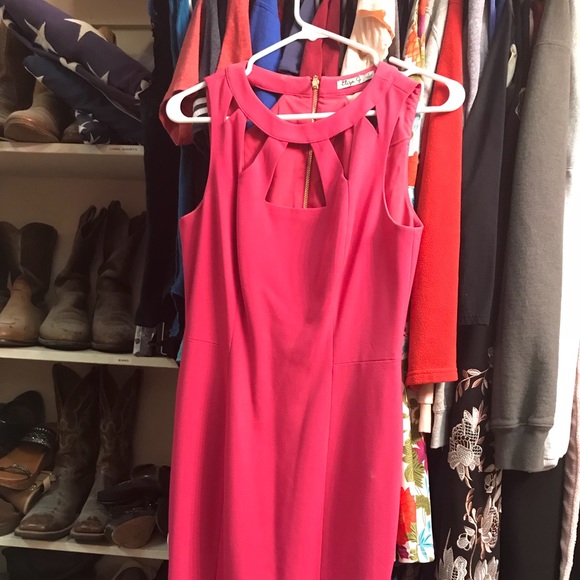 Dress - Picture 1 of 3